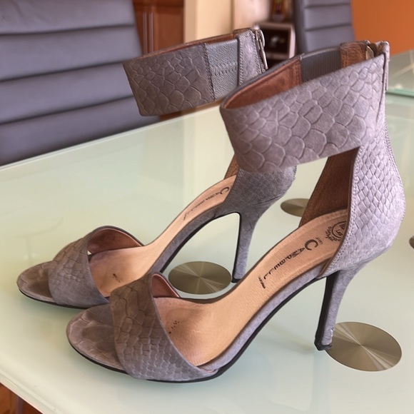 Jeffrey Campbell Gray Snake Heeled Sandal - Picture 6 of 7